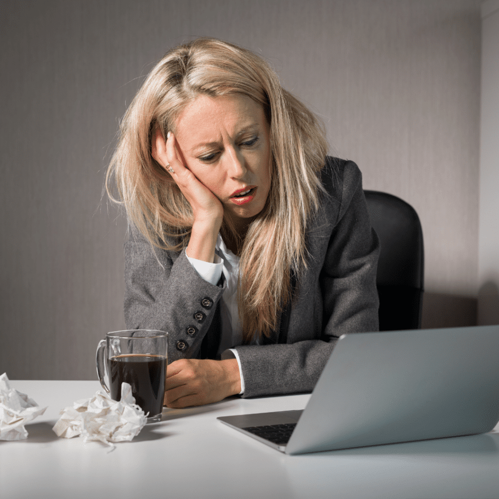 Utálod a munkahelyed? Íme 5+1 bombabiztos tipp, hogy mit tegyél ellene